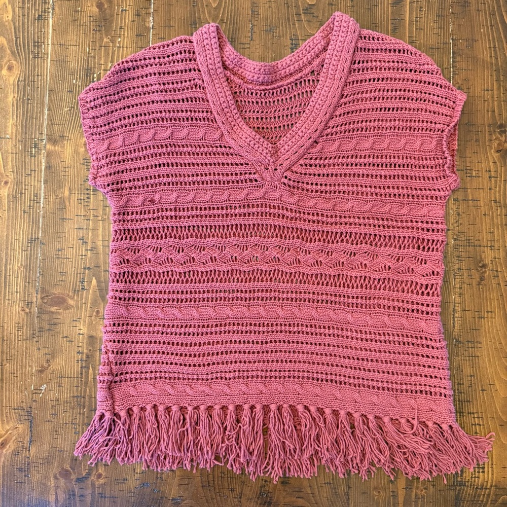 Vintage Crochet V Neck Sweater Boho Mauve Fringed Hem Retro Hippie